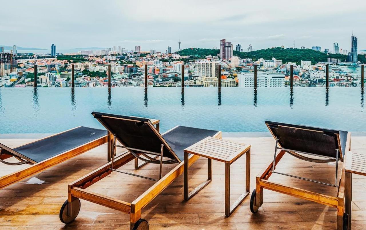 Central Pattaya Condo With A Beautiful View Exterior photo